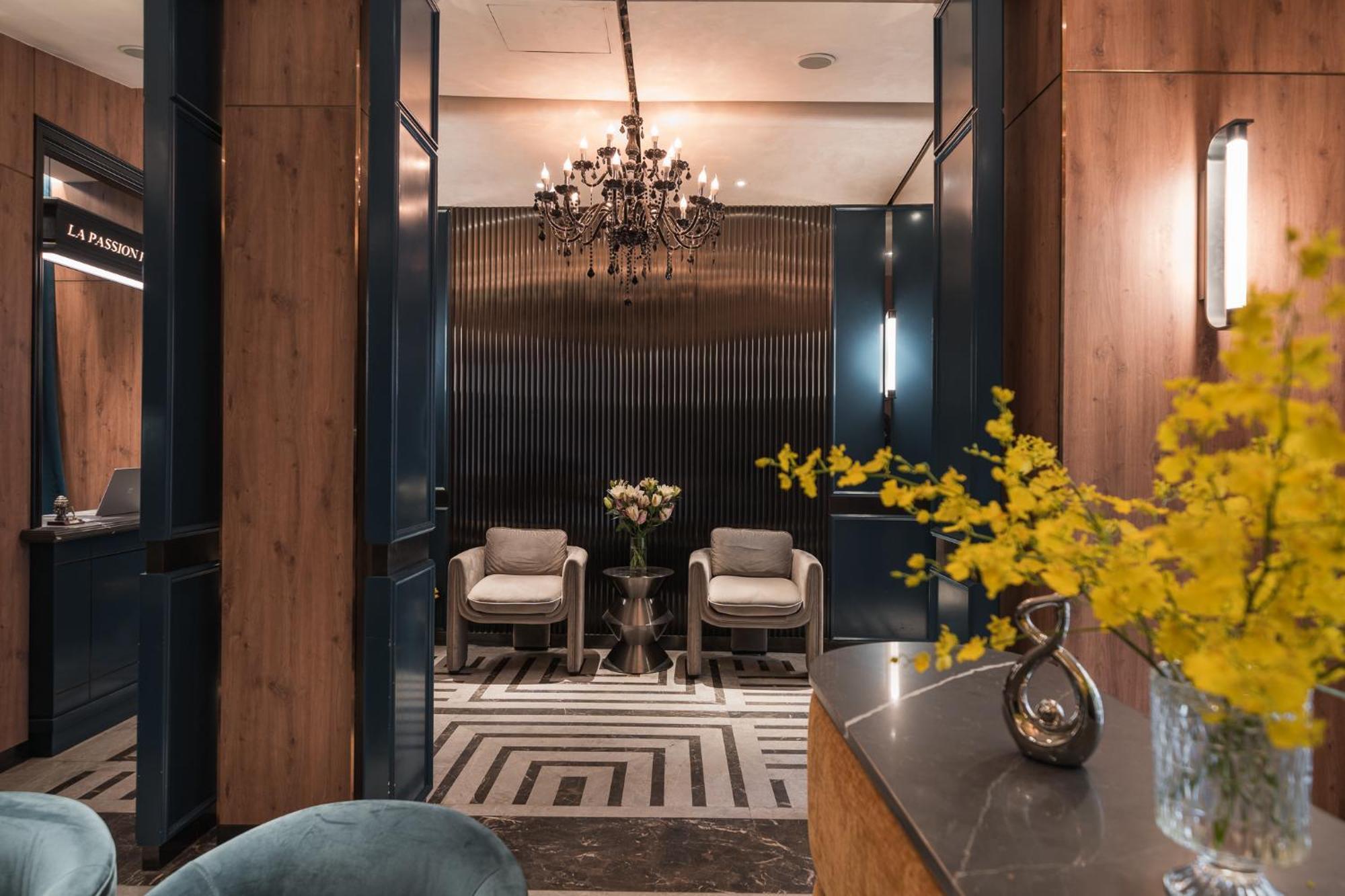 La Passion Premium Cau Go Hotel Hanoi Bagian luar foto