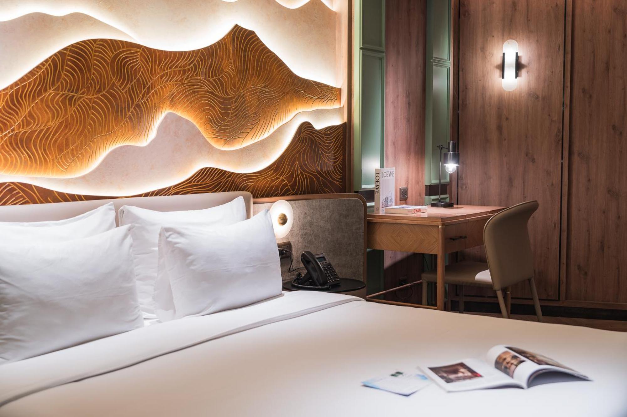 La Passion Premium Cau Go Hotel Hanoi Bagian luar foto
