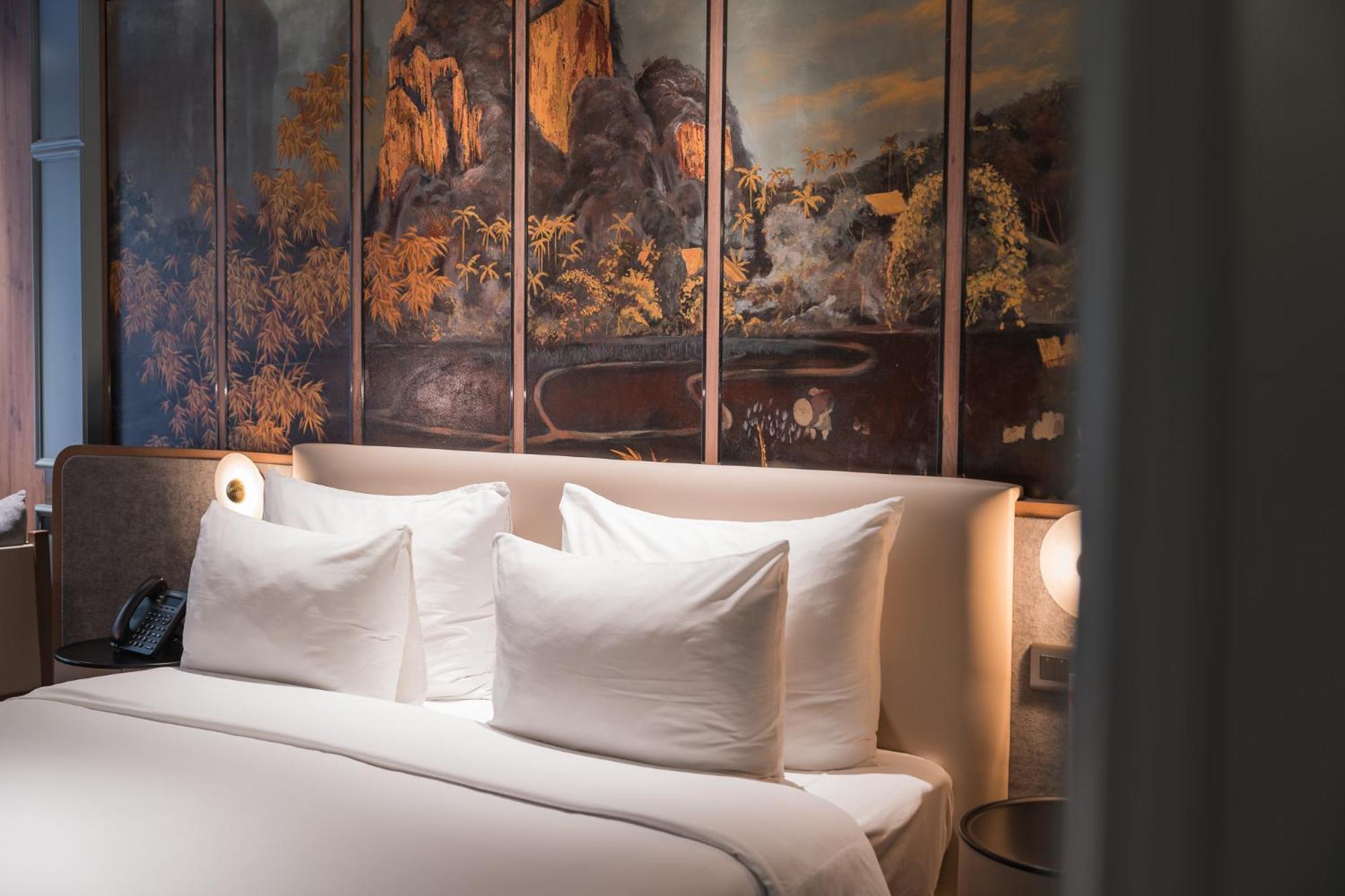 La Passion Premium Cau Go Hotel Hanoi Bagian luar foto